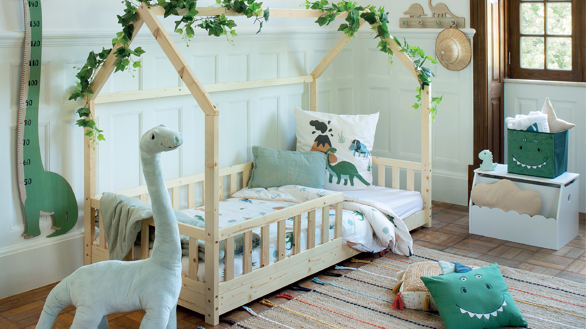 /on/demandware.static/-/Sites-homa-storefront-pt/default/dw65542e21/Criança-Mobiliário_20240124 textos SEO páginas categorias.jpg